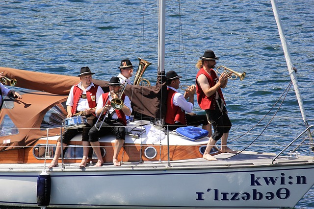 与联赛中其 与联赛中其